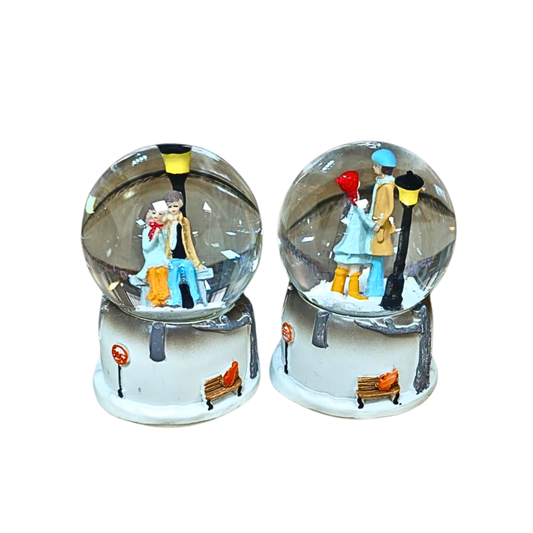 Kış Masalı Orta Boy ışıklı Müzikli Karküresi